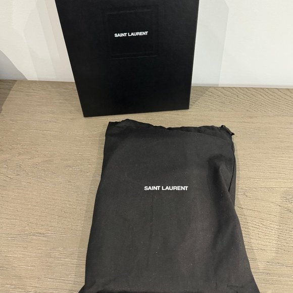 SAINT LAURENT Black Monogramme Envelope Chain Wallet Bag - Picture 6 of 15